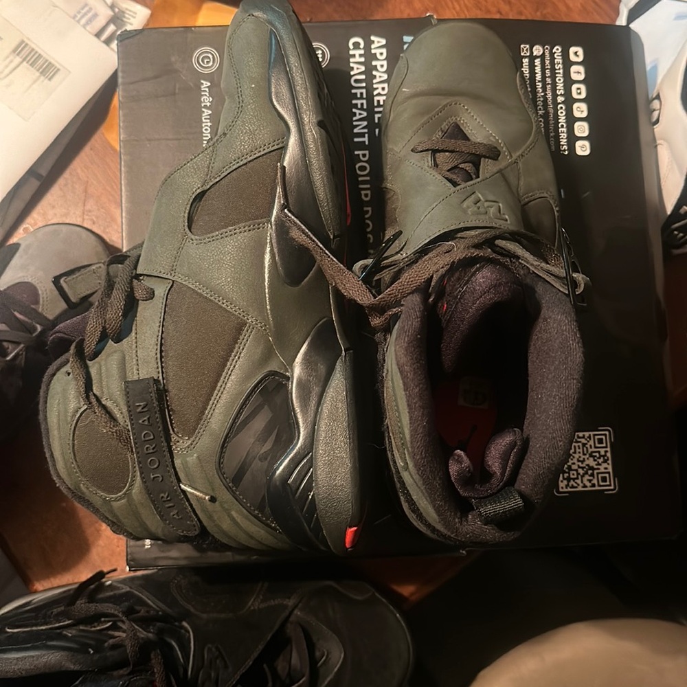 Jordan 8s